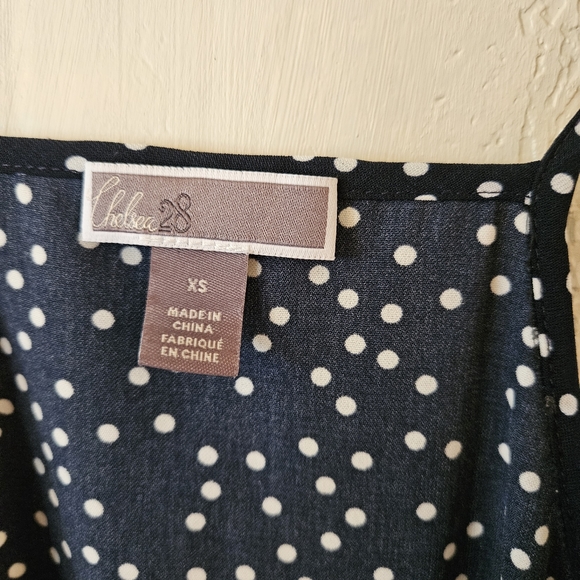 Chelsea 28 Navy Blue Polka Dot Wrap Tank Blouse XS - Picture 6 of 6